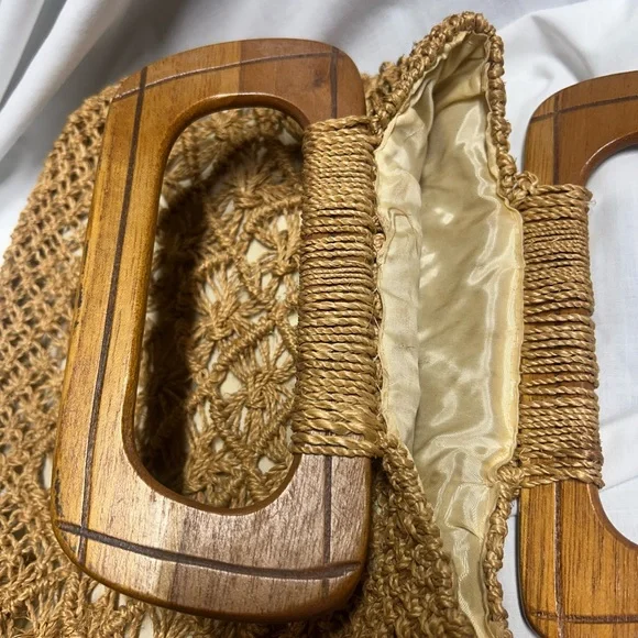 Vintage Macrame Wooden Rectangle Handle Purse 1970s 1980s Boho - Picture 5 of 11